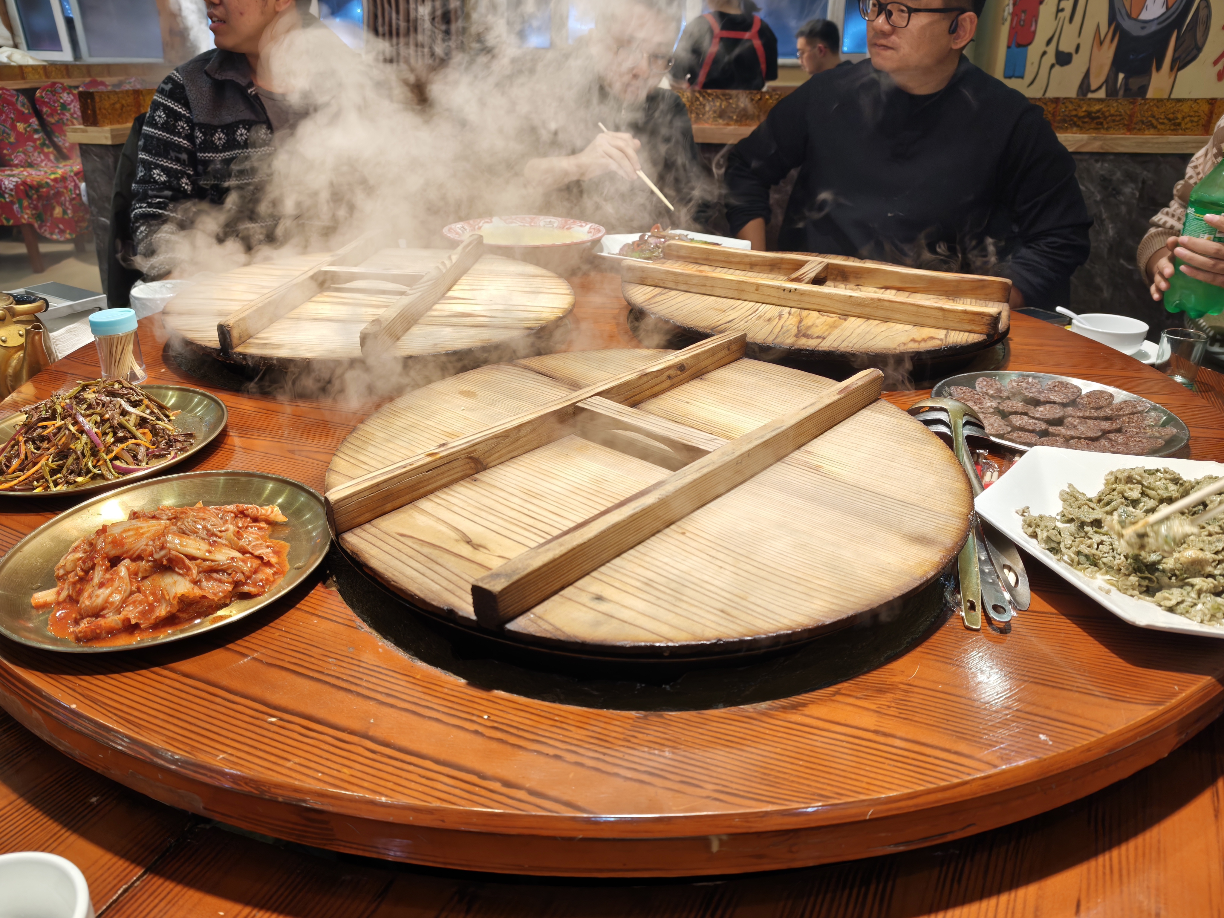 1763997753841_d.jpg|350