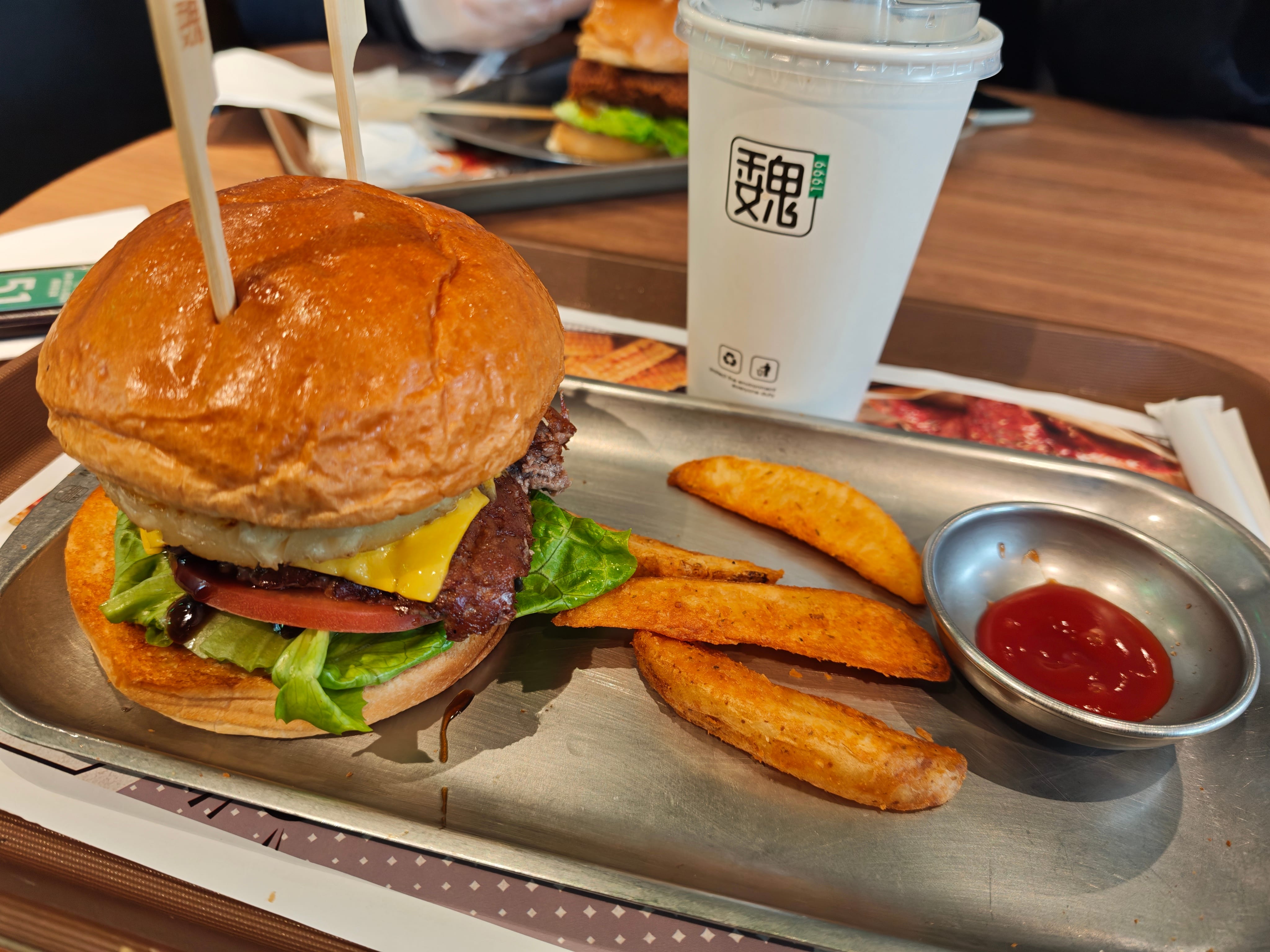 1765980243095_d.jpg|350